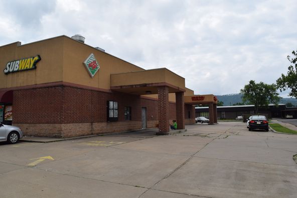 300 E 8th St, Danville, AR 72833